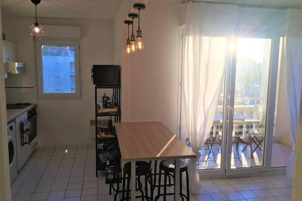 La Feuillee Angloye Proche Bab2 Terrasse Apartment Bayonne 0*,  France